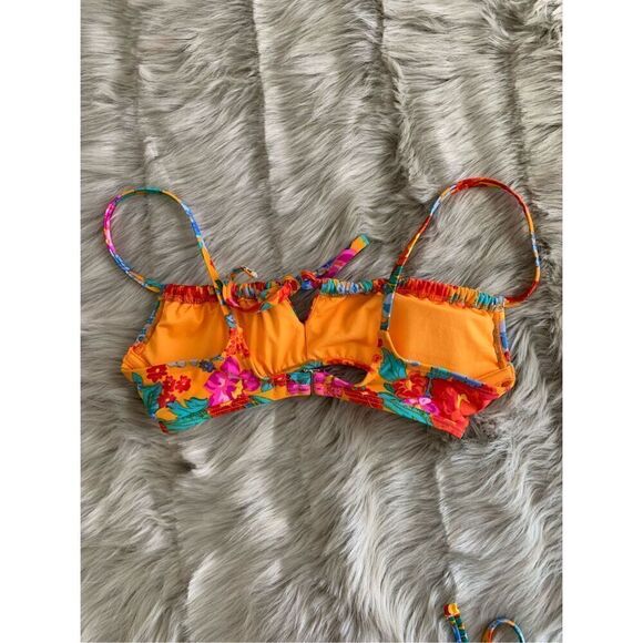 Xhilaration Juniors Tunneled Tie-Front Bikini Top NWOT S - Picture 3 of 4